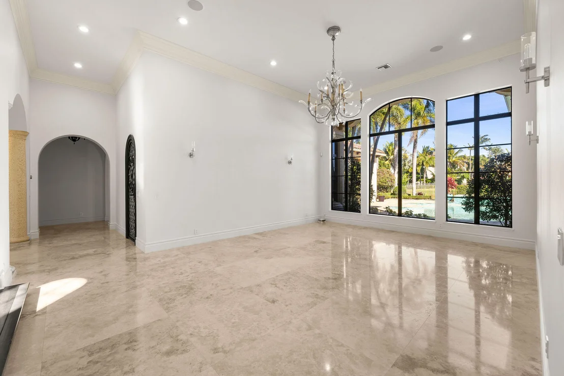 Photo of 9253 Este Lago Drive