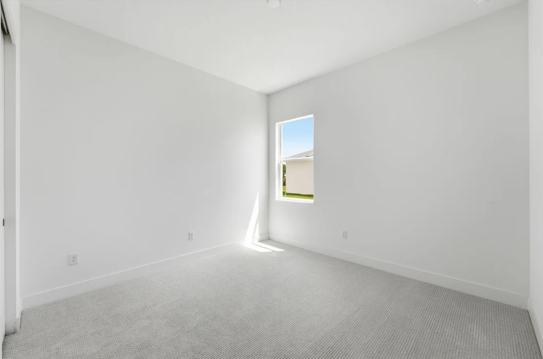 Photo of 6883 68th Square