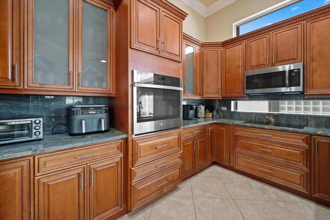 Photo of 10463 Laurel Estates Lane