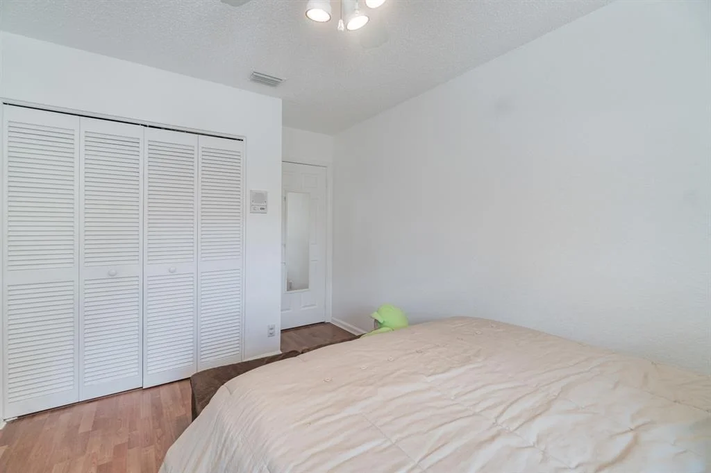 Photo of 18078 Clear Brook Circle