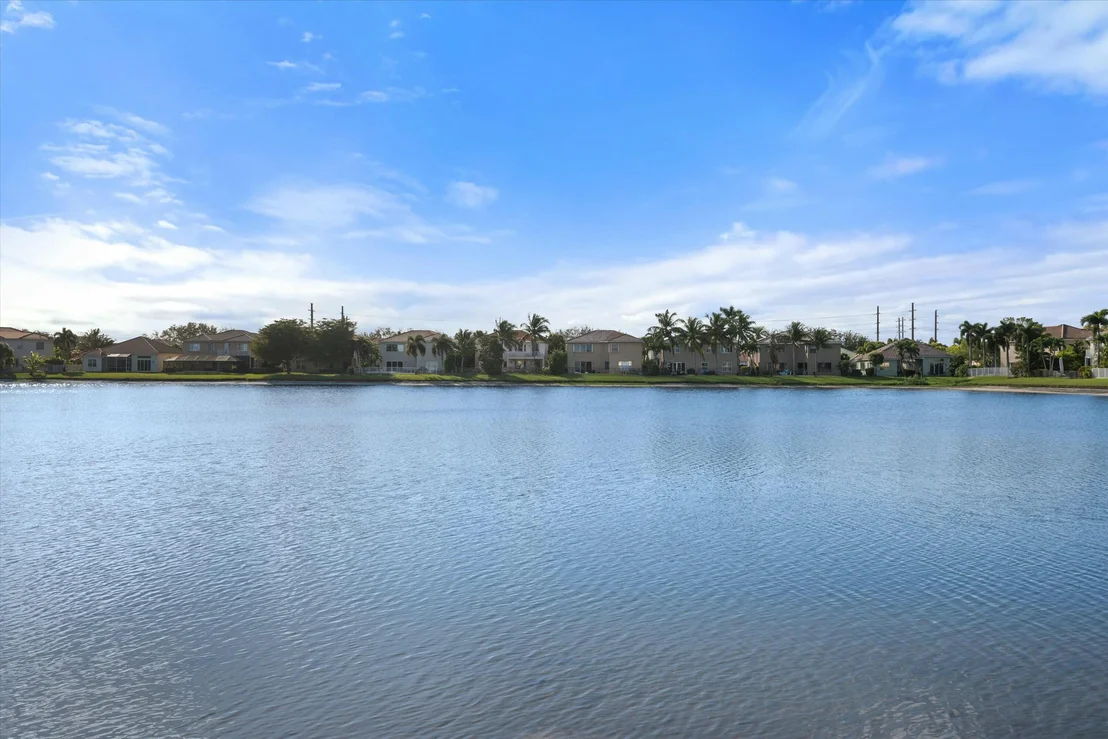 Photo of 1386 Beacon Circle