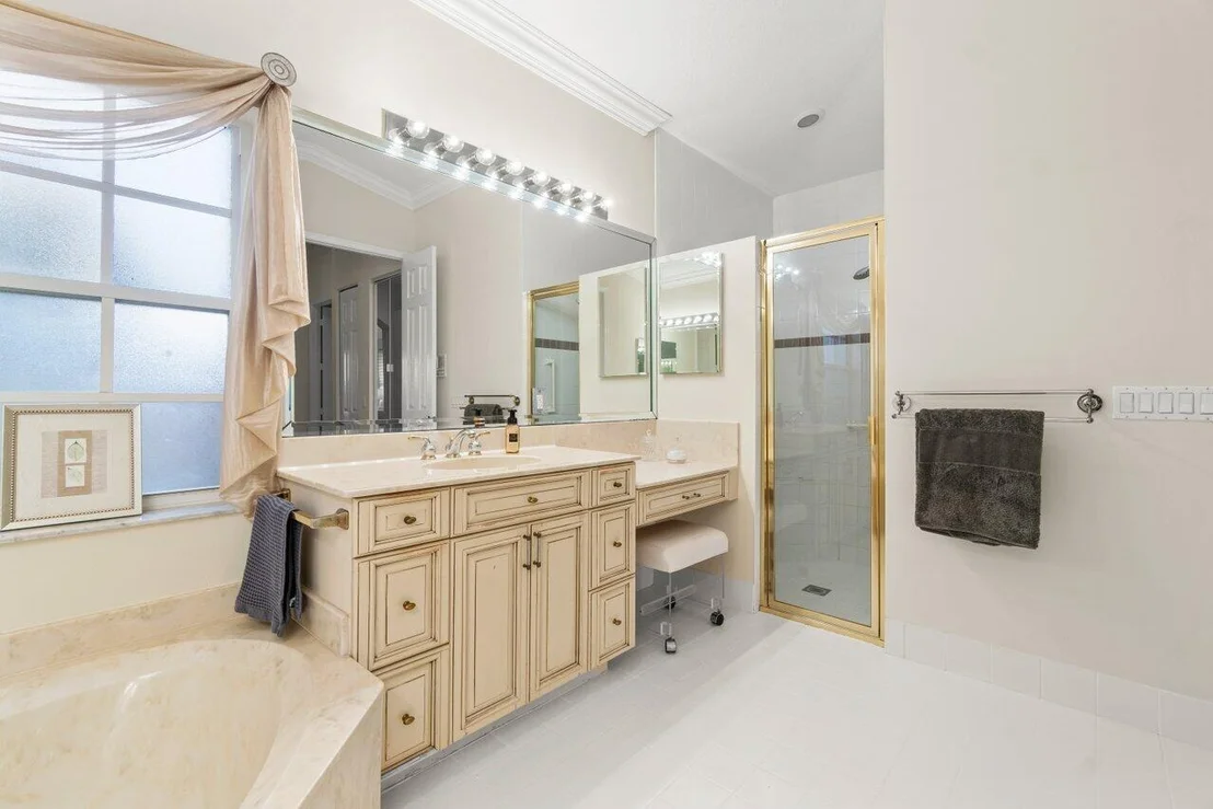 Photo of 6836 Chimere Terrace