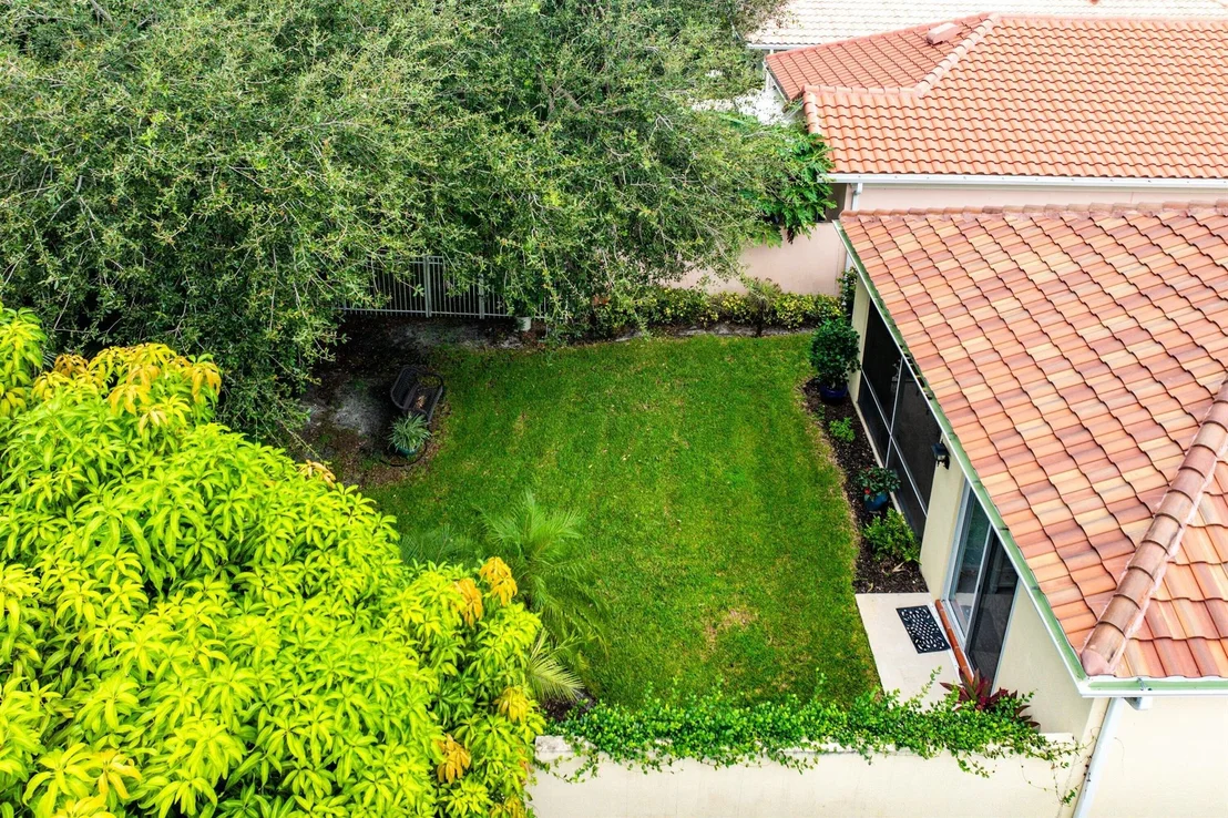 Photo of 2048 Valencia Drive