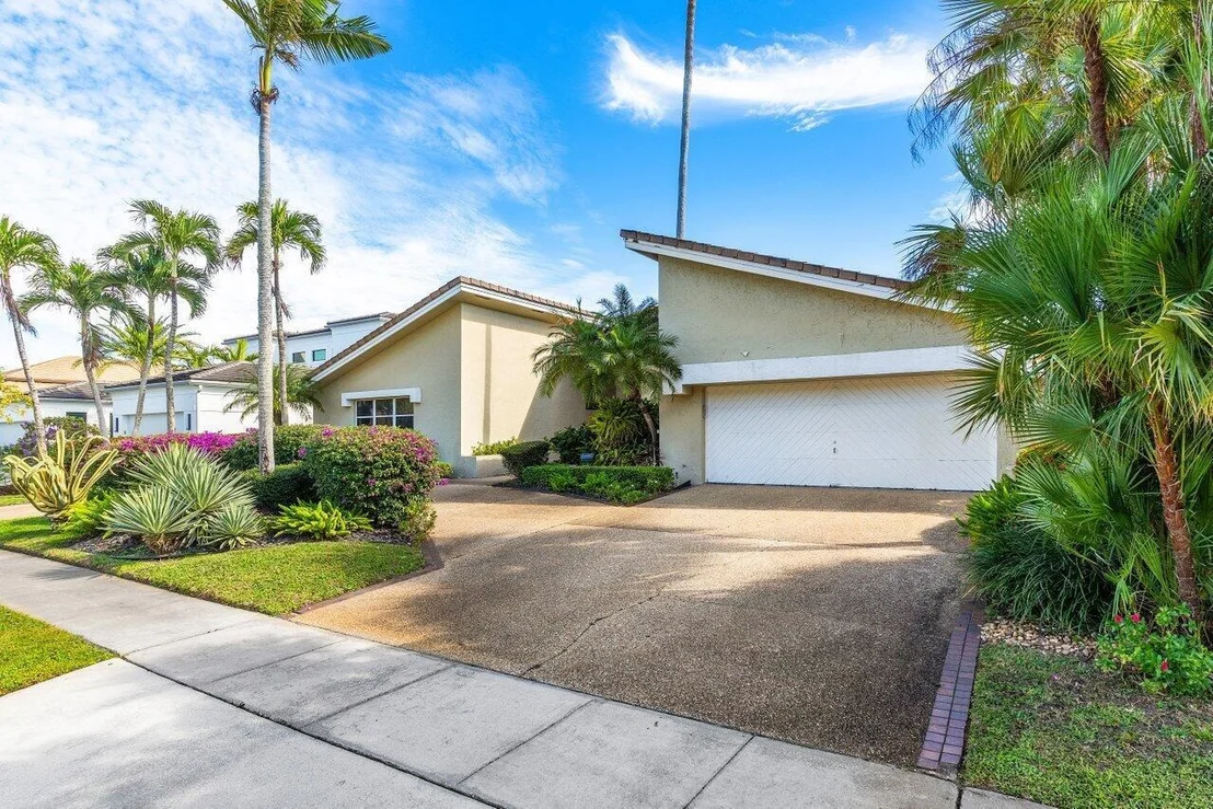 Photo of 4770 Tree Fern Drive