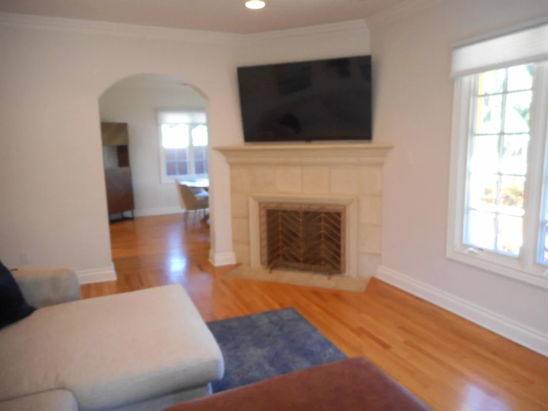 Photo of 830 Biscayne Drive
