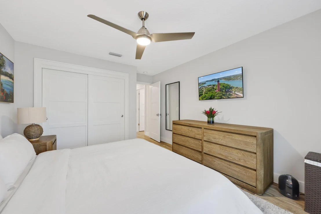 Photo of 215 Ridge Road