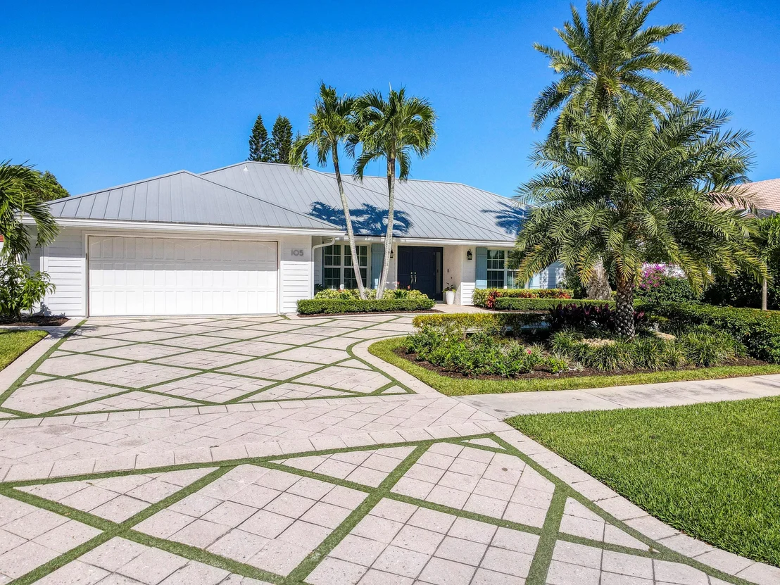 Photo of 105 Olympus Circle