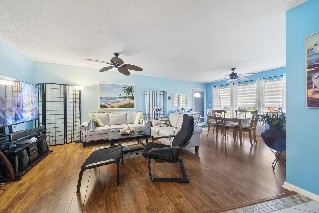 Photo of Unit C at 560 High Point Drive