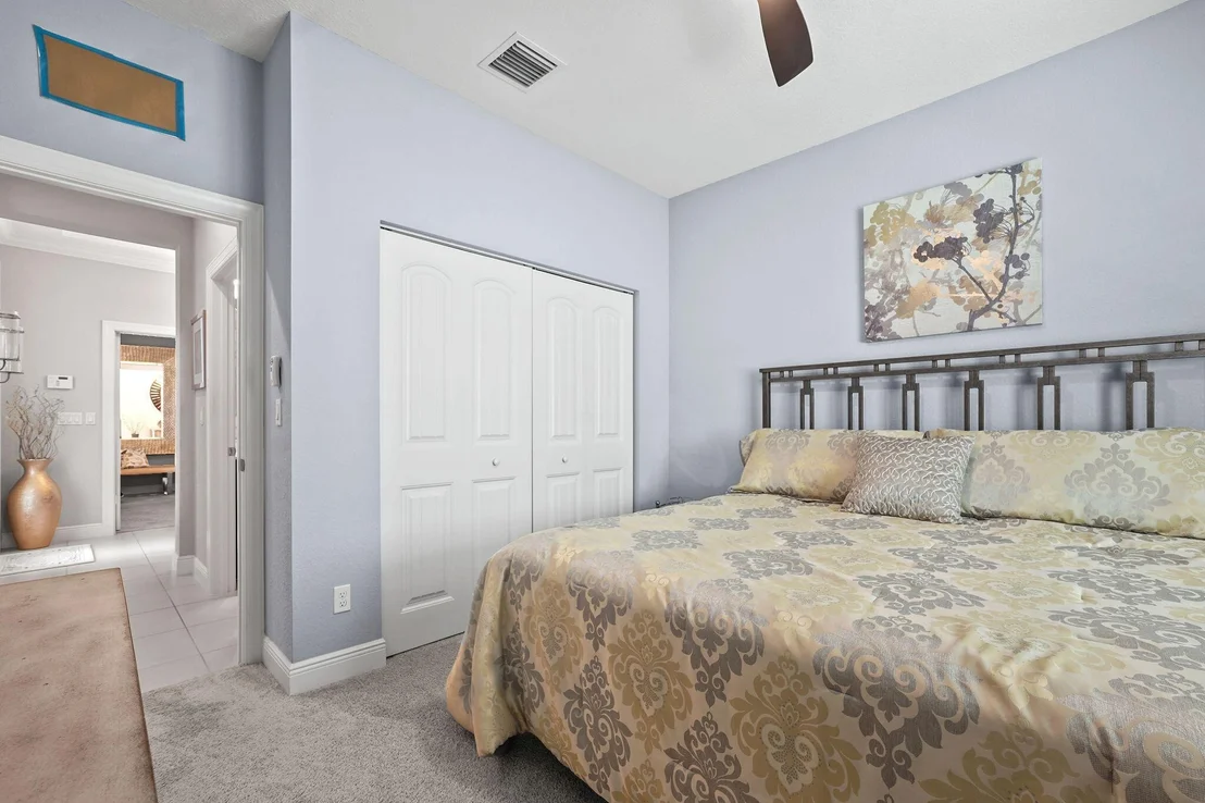 Photo of 5879 SE Entry Court