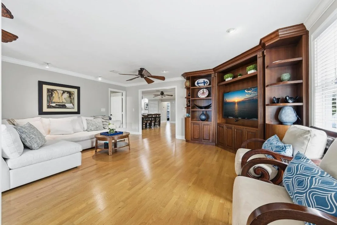 Photo of 649 Anchorage Drive