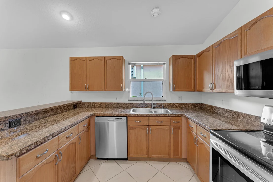 Photo of 2705 Pointe Circle