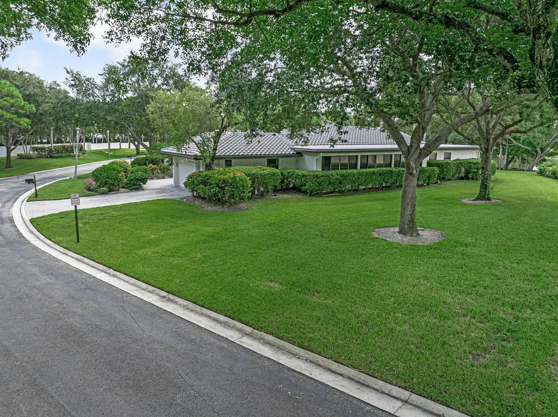 Photo of 14 Bristol Circle