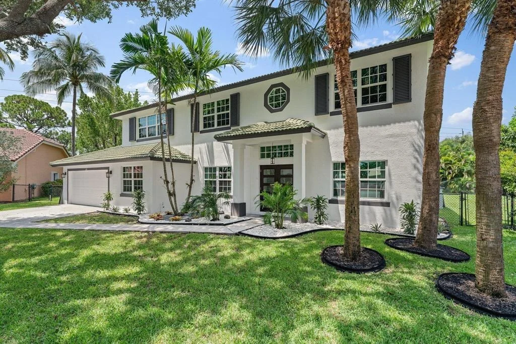 Photo of 230 Blackbird Lane