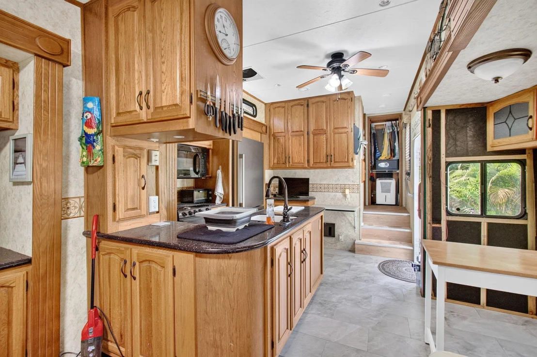 Photo of 502 VENICE Drive