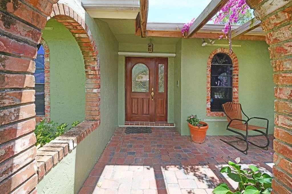 Photo of 2802 NW Timbercreek Circle