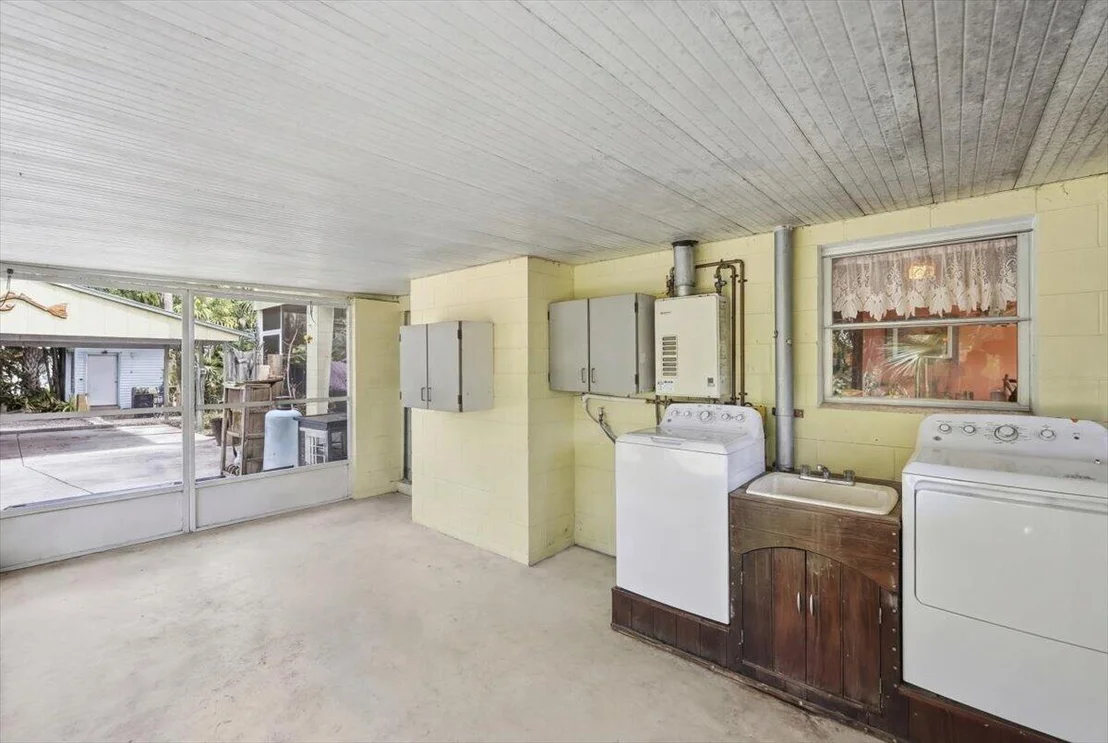 Photo of 6423 Riverland Drive