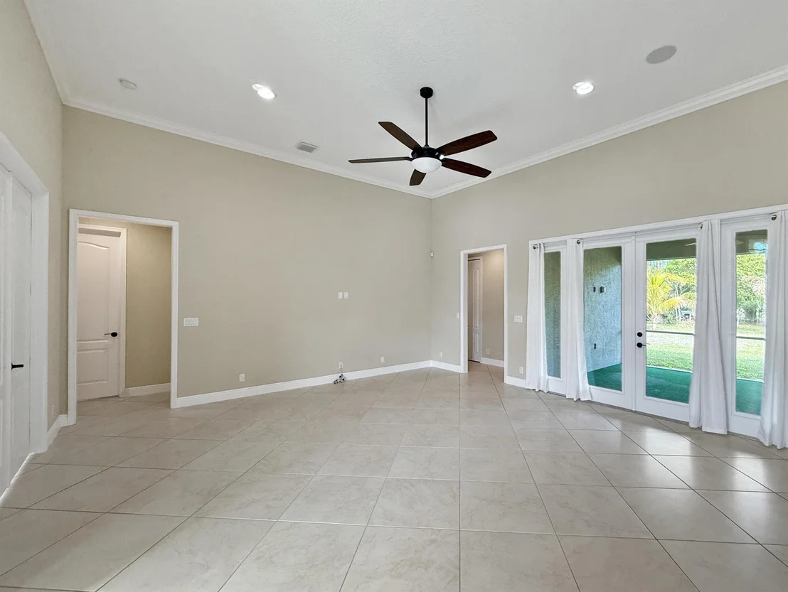 Photo of 17891 Tangerine Boulevard