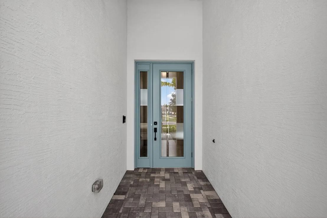 Photo of 15664 Merritt Drive