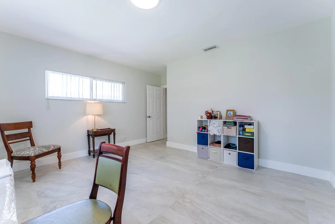 Photo of 10370 Greentrail Drive N