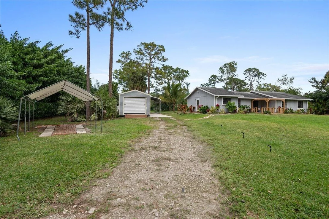 Photo of 12809 Sunset Boulevard