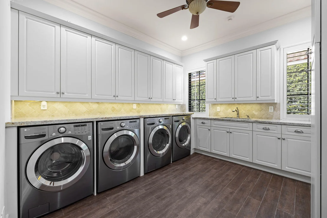 Photo of 9253 Este Lago Drive