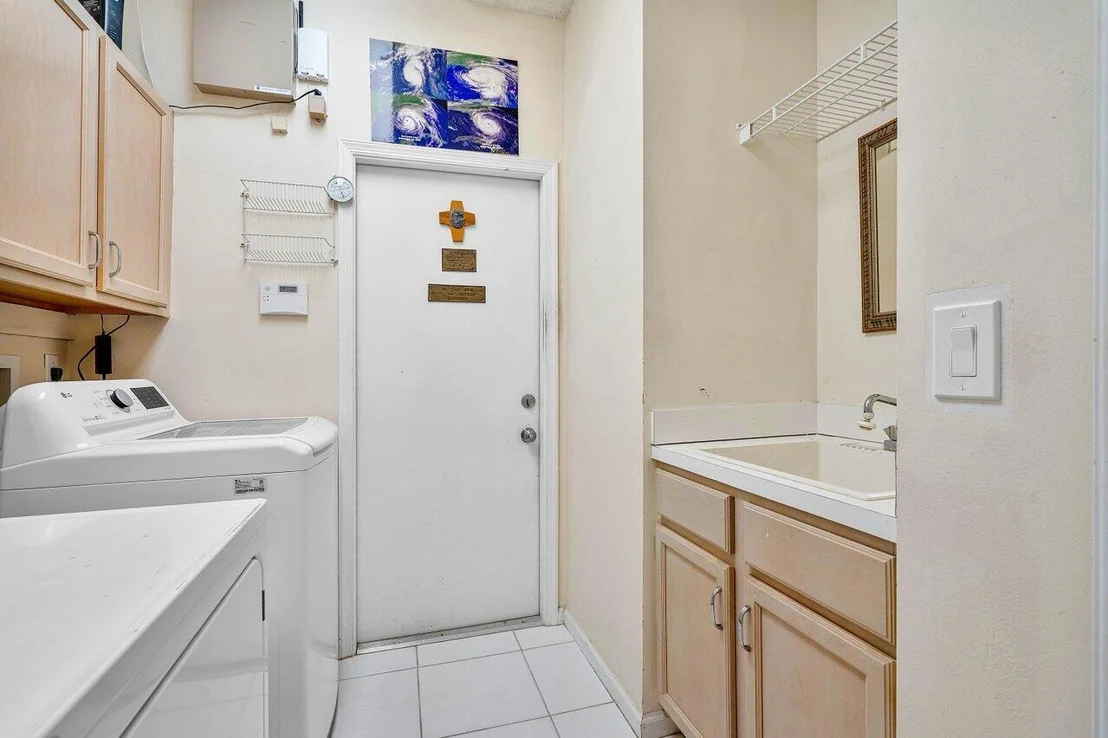 Photo of 5536 Grande Palm Circle