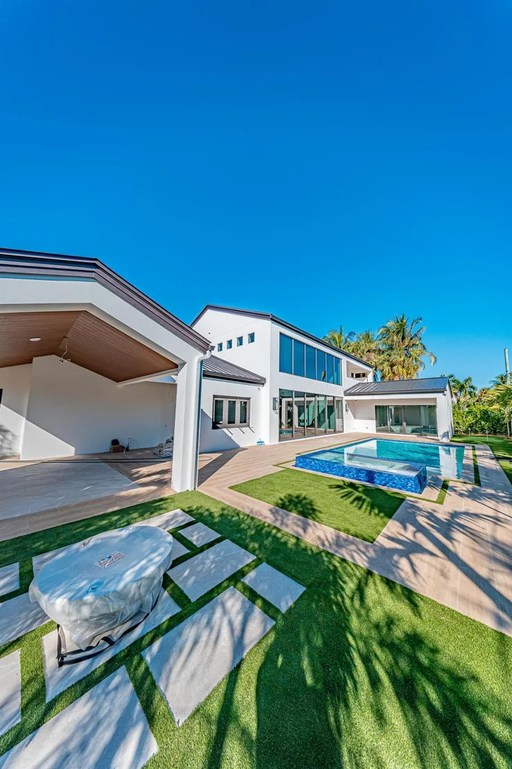 Photo of 3215 Palm Drive