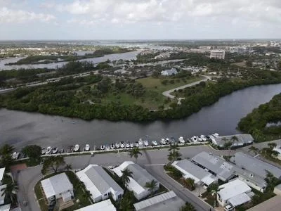 Photo of Unit 10 at 400 N A1a Highway