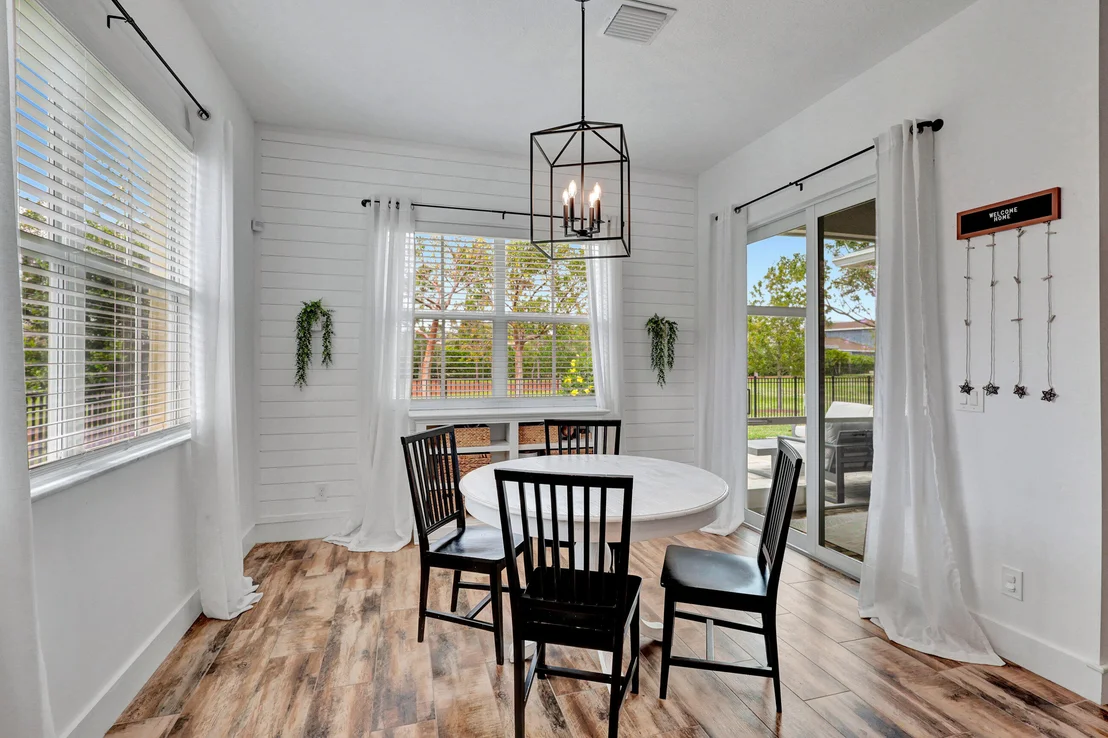 Photo of 1121 Sterling Pine Place