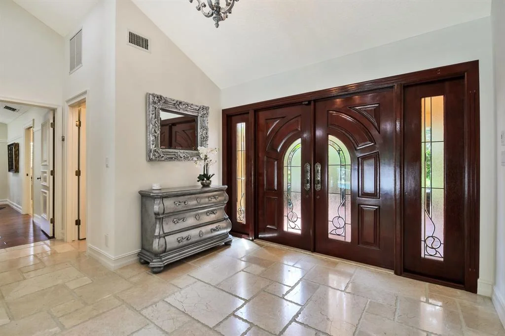 Photo of 4443 Pine Tree Drive