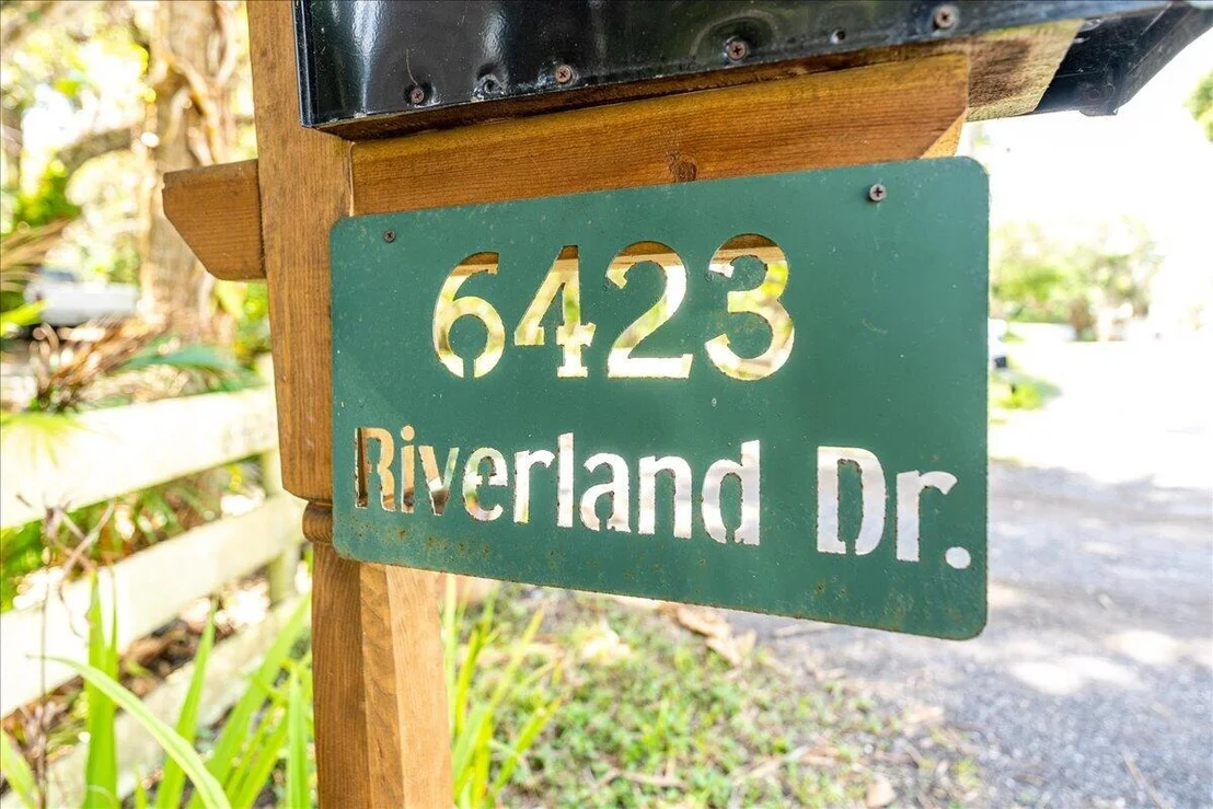 Photo of 6423 Riverland Drive