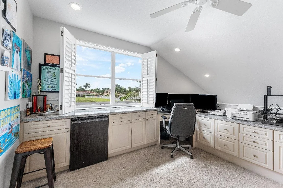 Photo of 6092 Indian Forest Circle