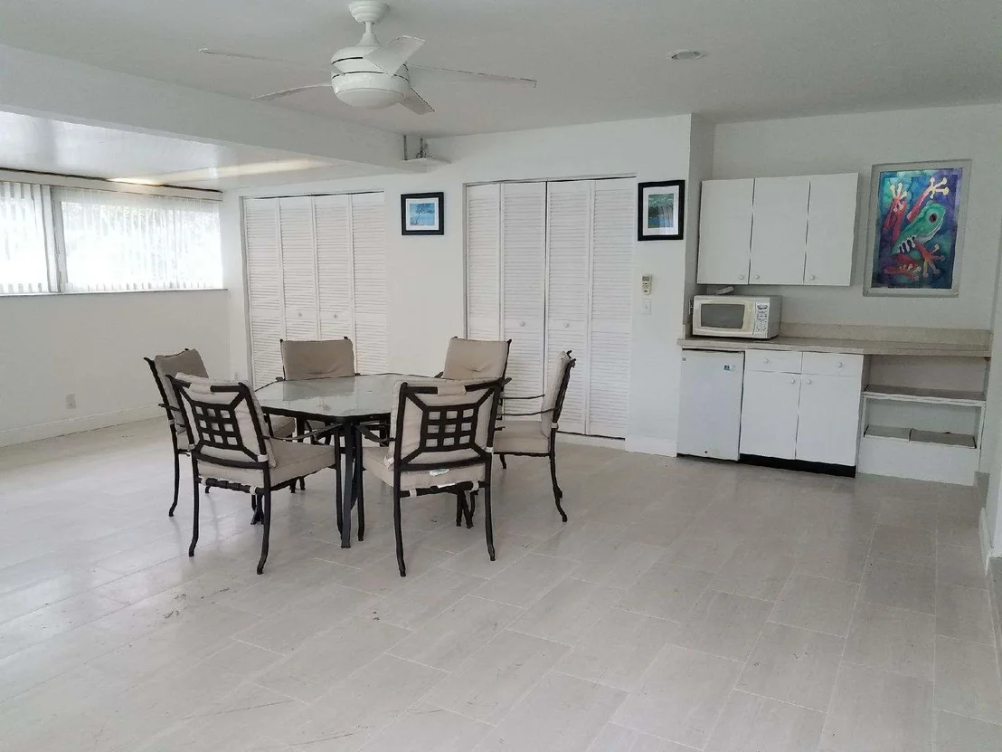 Photo of 252 Seabreeze Circle