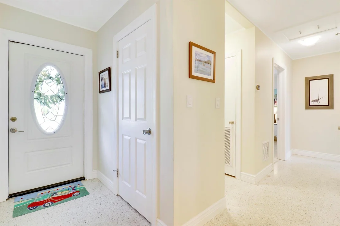 Photo of 520 Inlet Road