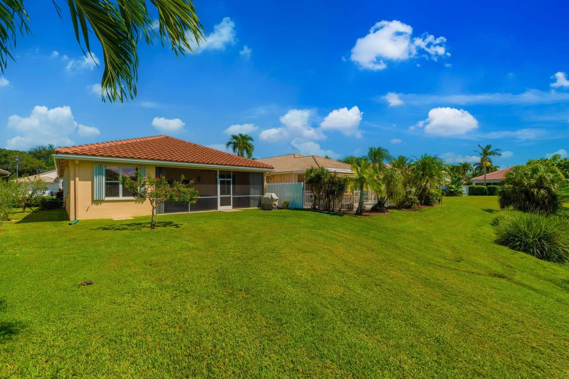 Photo of 10827 Madison Drive
