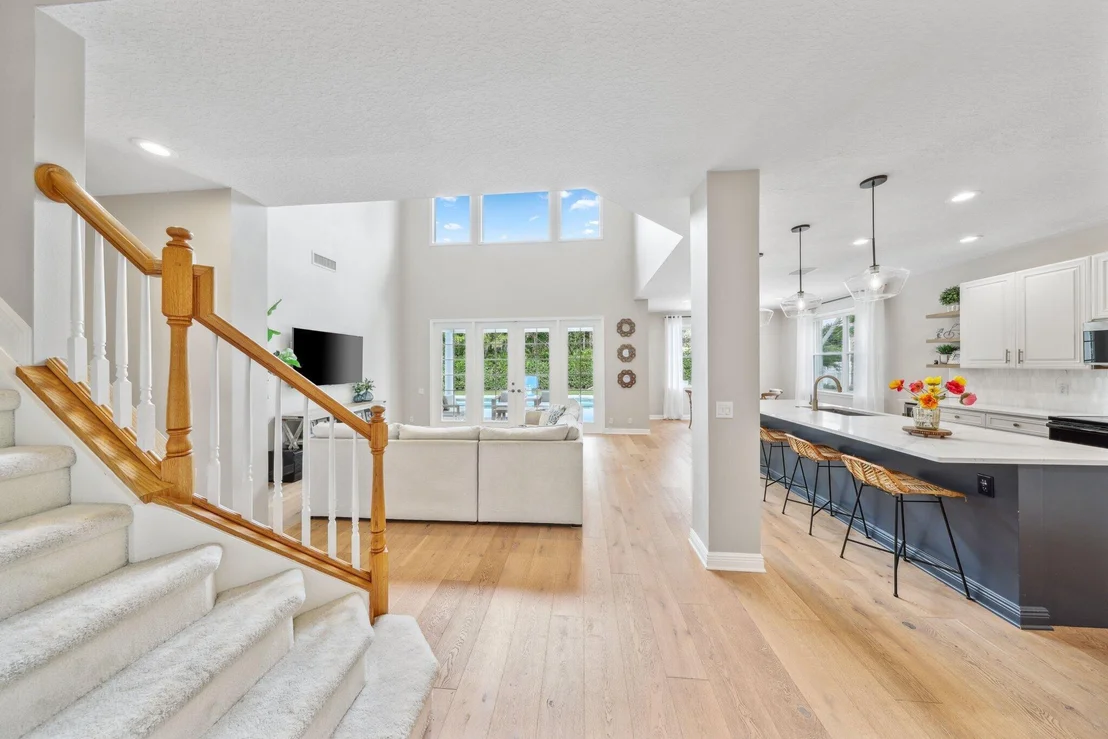 Photo of 423 Meadowlark Drive