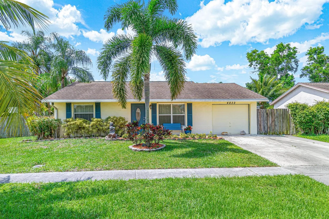 Photo of 4832 Poseidon Place