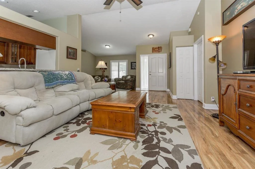 Photo of 17599 Alexander Run