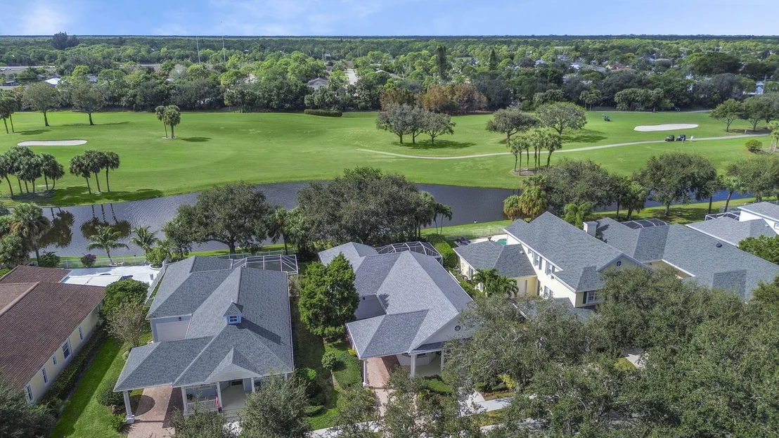 Photo of 192 Barbados Drive