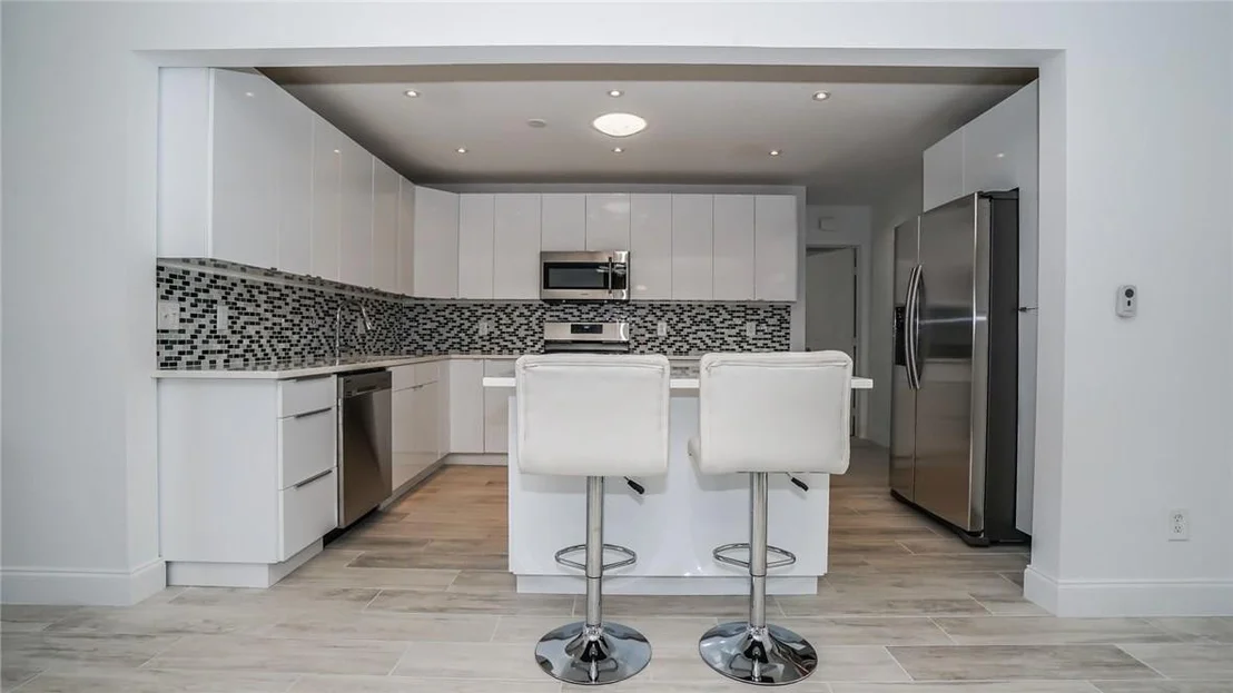 Photo of 330 SE 5th Terrace
