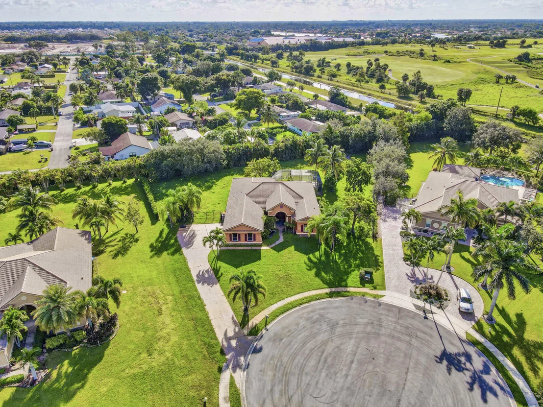 Photo of 4372 Hunting Trail