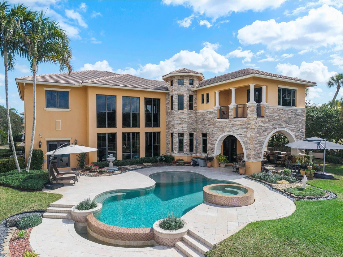 Photo of 7221 Lemon Grass Drive