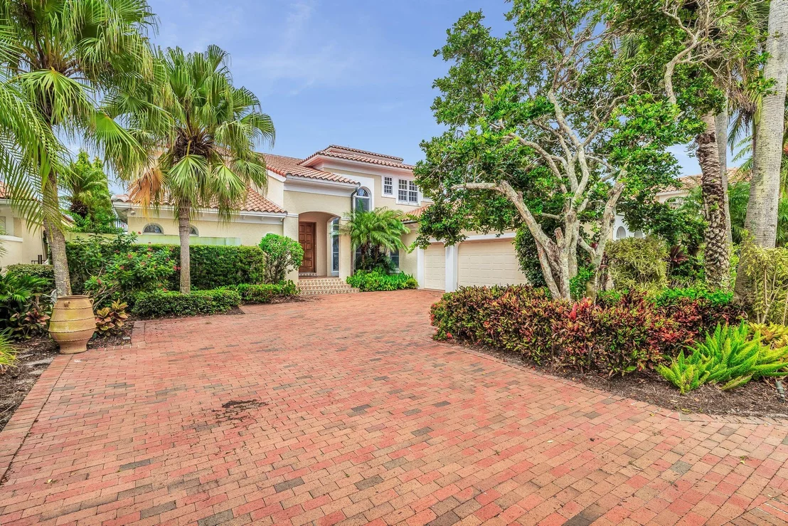 Photo of 3330 Bridgegate Drive