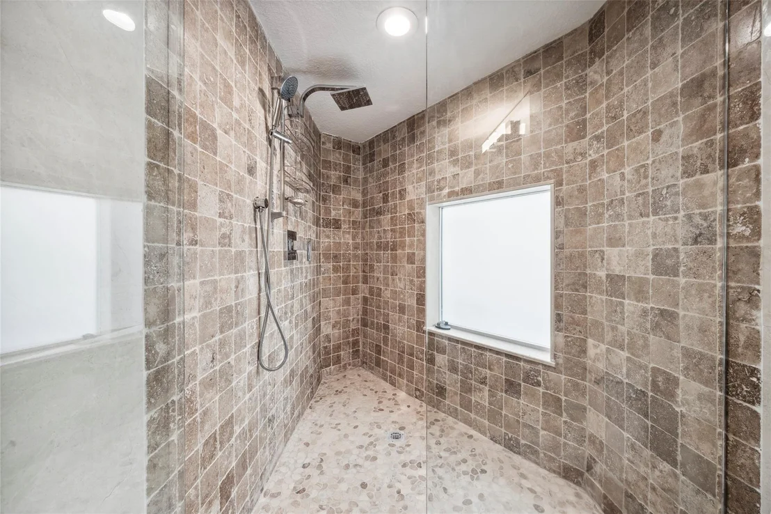 Photo of 2401 SE 8th Street