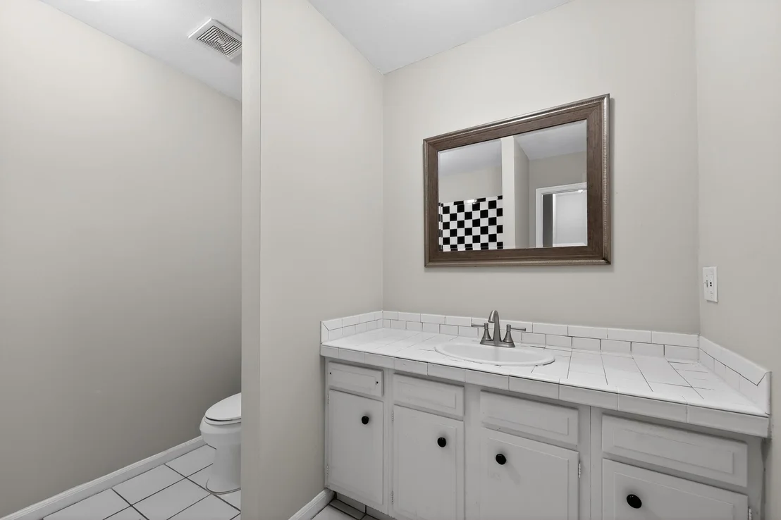 Photo of 748 Place Chateau