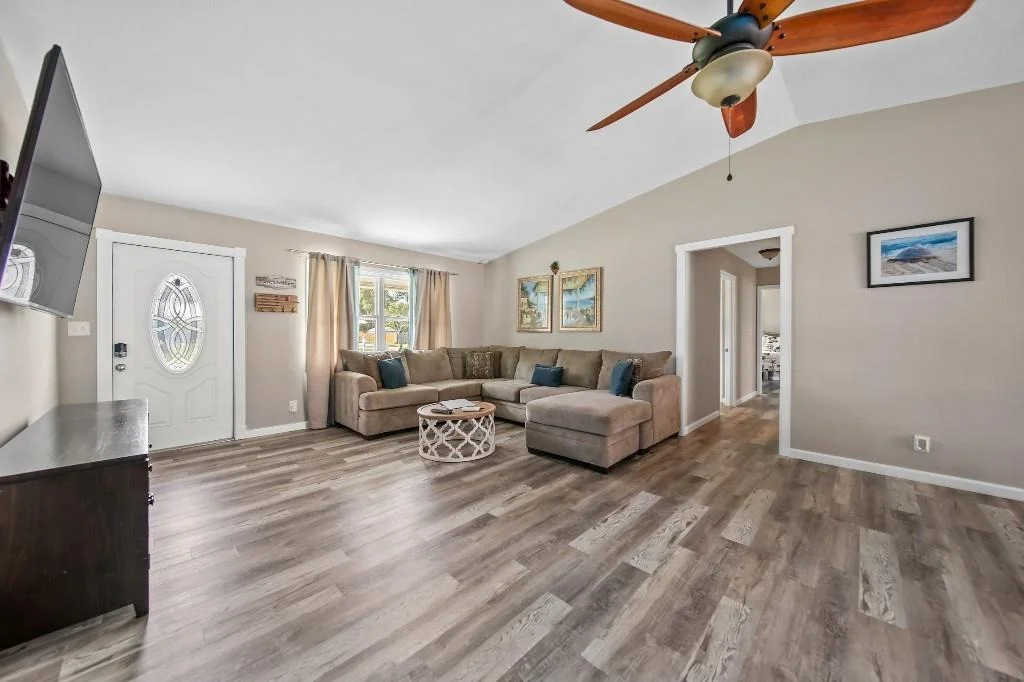 Photo of 6275 SE Thomas Drive