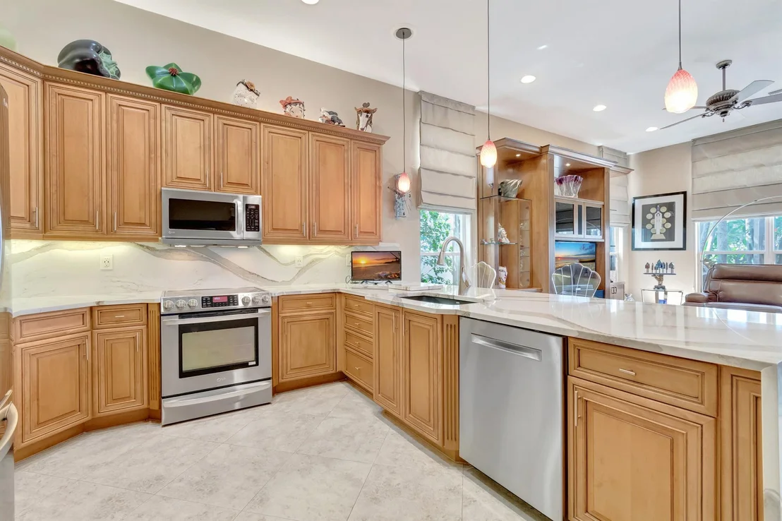 Photo of 7917 Charlemont Point