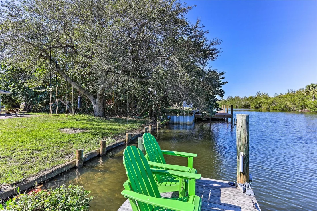 Photo of 928 Jackson Way