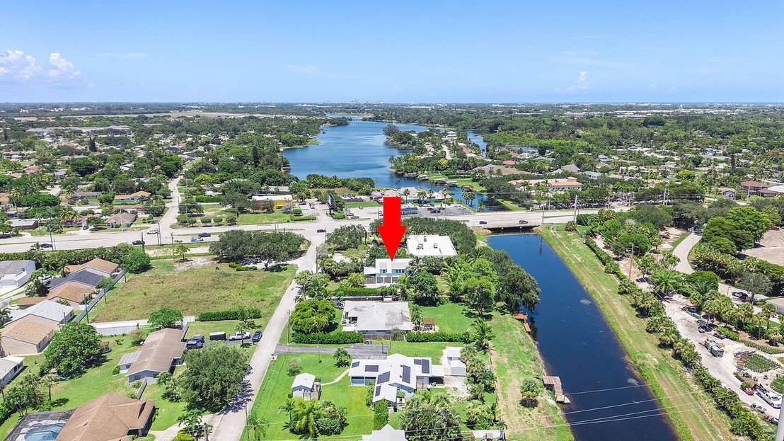 Photo of 7044 Thompson Road