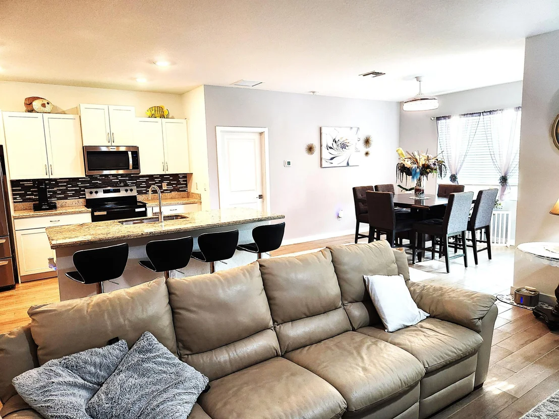 Photo of 2841 NE BREEZEWAY Circle